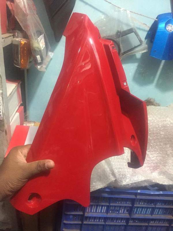 R15 V2 ENGINE GUARD RED COLOUR