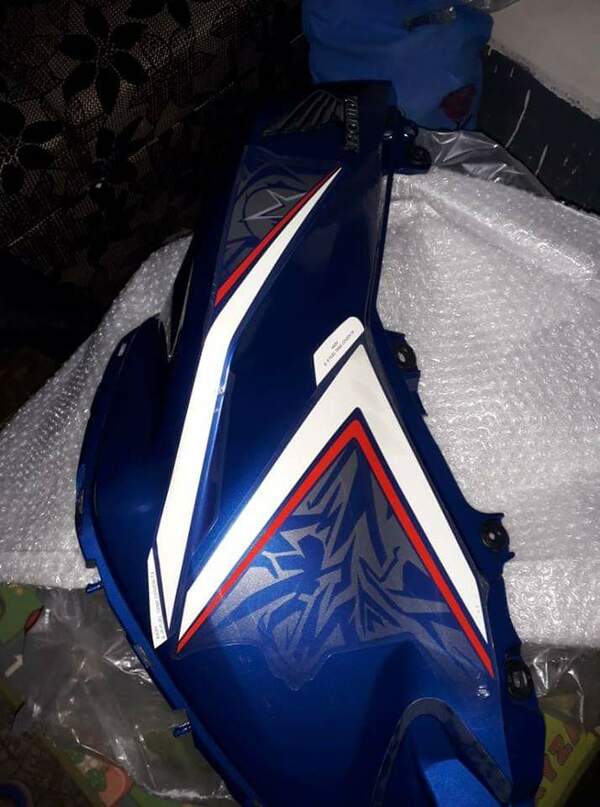 Hornet tank part blue