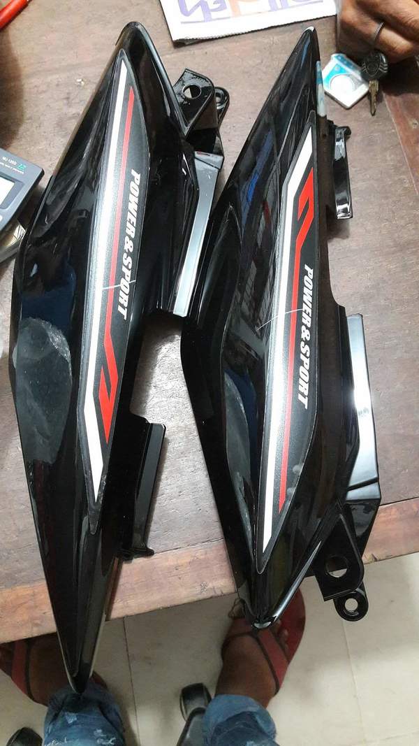GLADIATOR BACK PANEL BLACK COLOUR