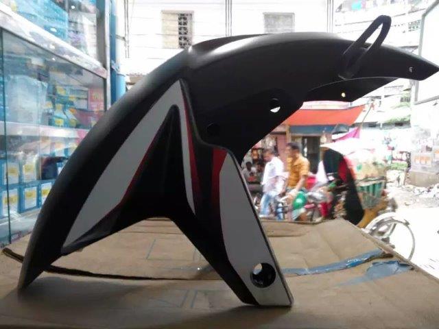 PULSAR NS FRONT MUDGUARD