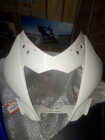 GIXXER SF FEARING COLOUR AVAILABLE