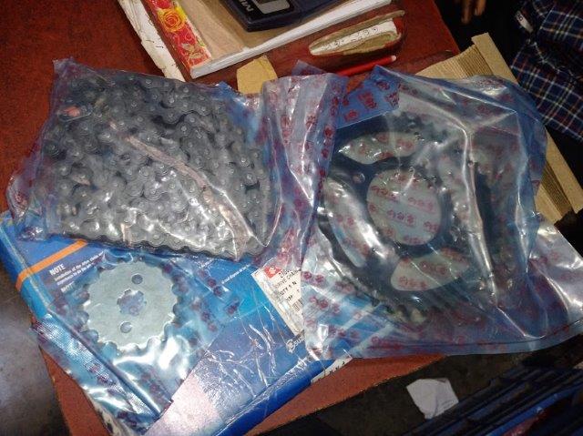 GIXXER CHAIN SPOCKET SET