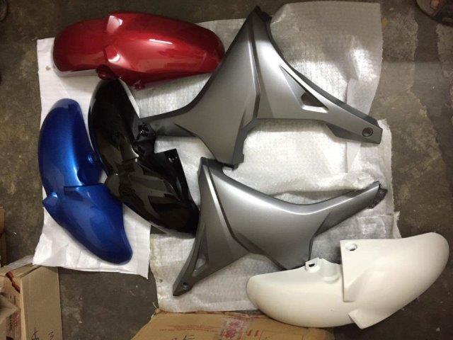 Gixxer SF engine guard silver