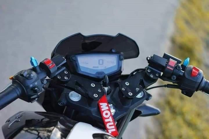 Rtr 4v Clip on Handle Modification