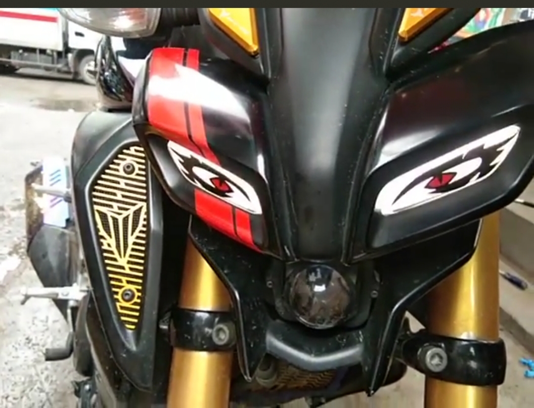Yamaha MT15 Headlight Sticker