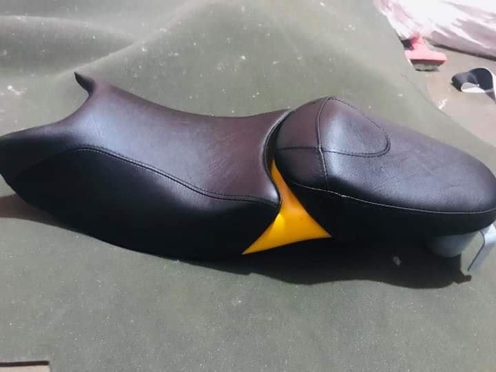 Suzuki GIXXER sf old double PART SEAT COVER modification