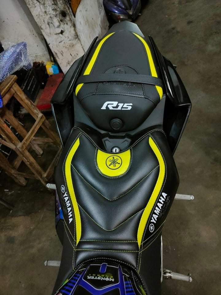 R15V3 seat cover modification