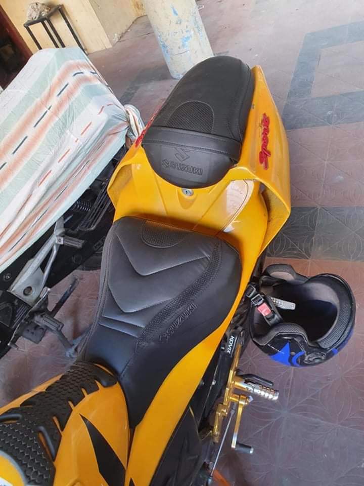 Suzuki Gsxr seat modification