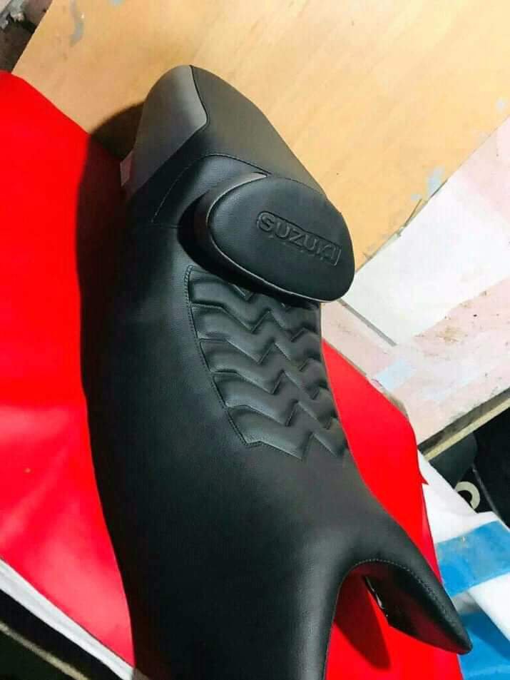 GIXXER SEAT modification BLACK COLOUR