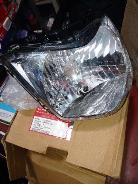 HONDA LIVO HEADLIGHT COMPLETE