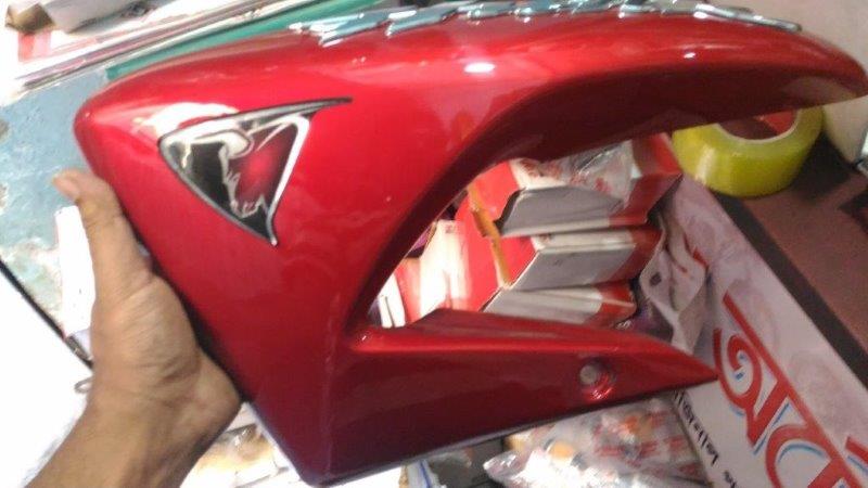 HUNK BIKE TANKI KAN RED COLOUR
