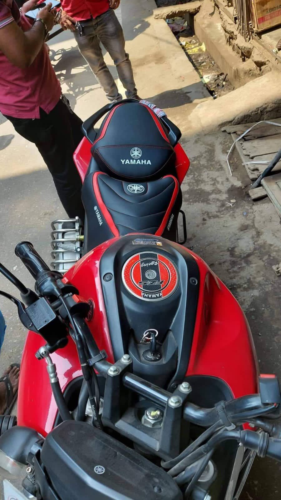 Yamaha fzs sales v3 seat cover