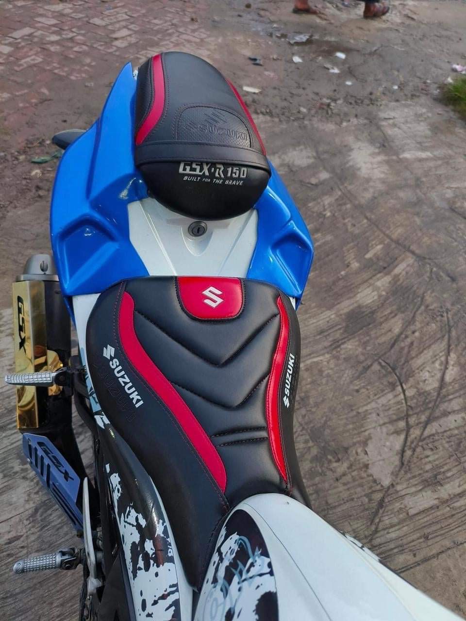 Suzuki Gsxr seat cover  red