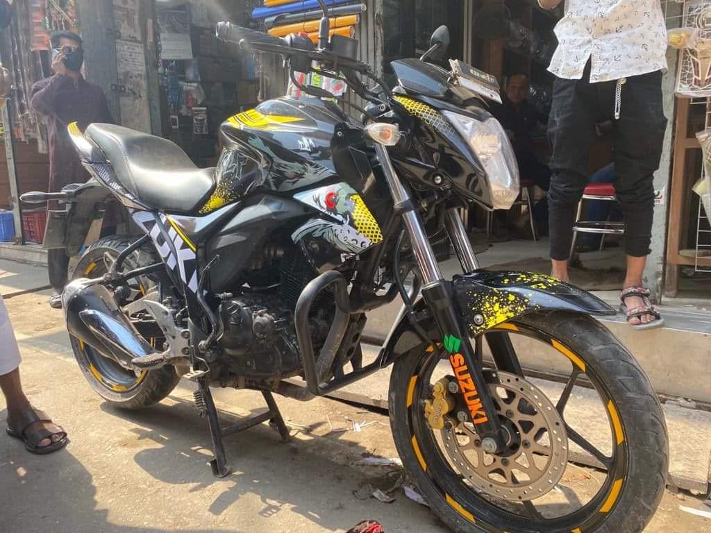 Gixxer Dical Graphics sticker