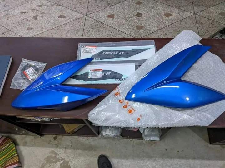 Suzuki Gixxer fi Tank Kan blue