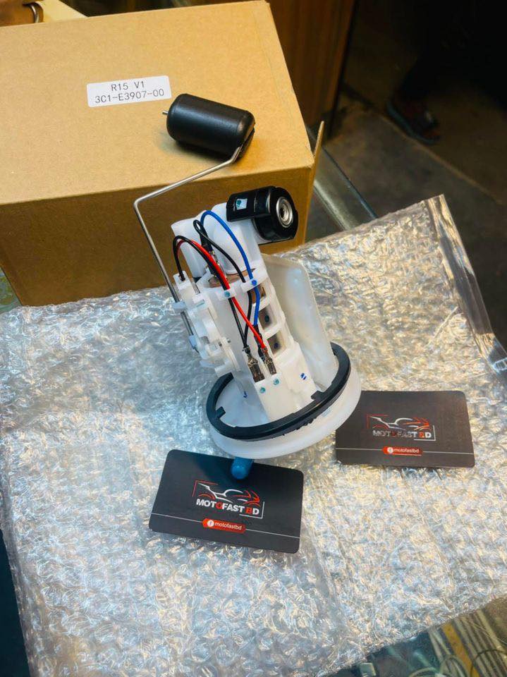 Yamaha R15v2 fuel pump original Type 1