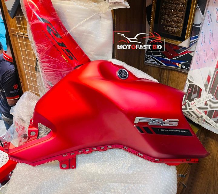 Yamaha Fzsv3 Tank part Bs6 red