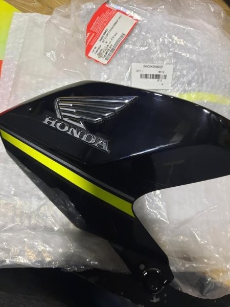 Honda Livo 110 tank kan black | Tank kit