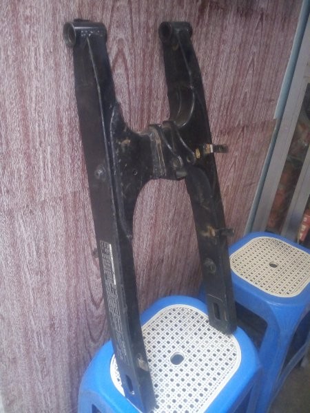 Honda Xblade 150 back chassis| swing arm