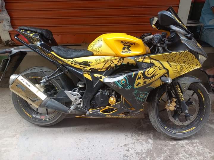 Suzuki Gsxr bumblebee model decal sticker set