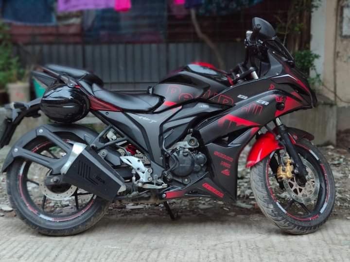 gixxer sf old model black colour super edition decals sticker